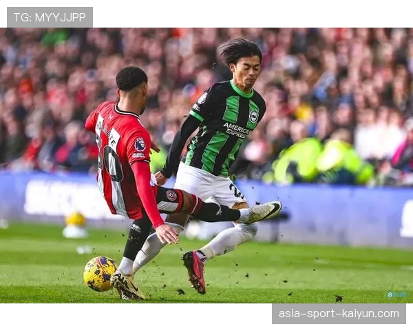 维拉vs布莱顿半场观察:埃梅里球队灵活切换防守模式应对三笘薰